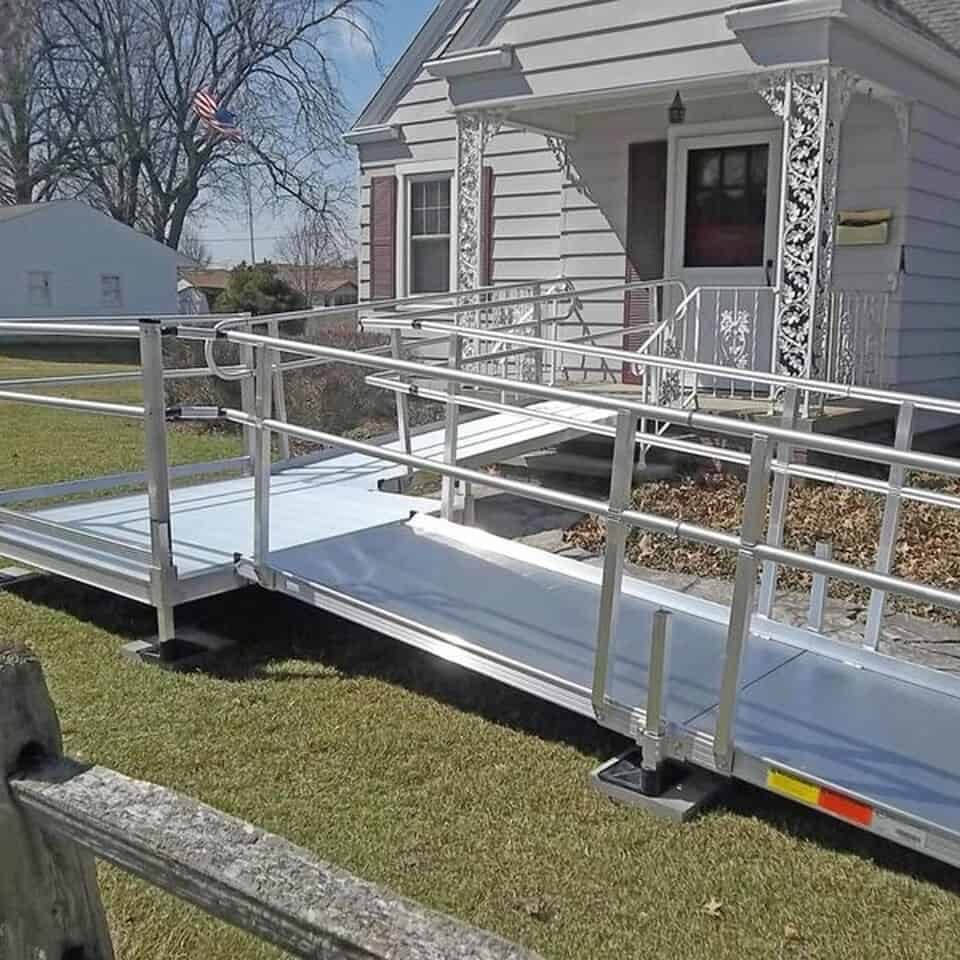 aluminum specialty ramp for home entrance